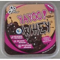 GoFood -  Yahoo! Whey double choco white Chips Gebäck mit 25g Protein 225g Becher hergestellt auf Teneriffa