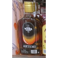Artemi - Aniuska Vodka Caramelo 24% Vol. 500ml hergestellt auf Gran Canaria