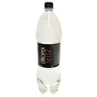 Agua Droper Seltz Mineralwasser ohne Kohlensäure 1,5l PET-Flasche hergestellt auf Gran Canaria