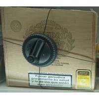 Condal Caja Num. 6 25 kanarische Zigarren in Holzschatulle hergestellt auf Gran Canaria